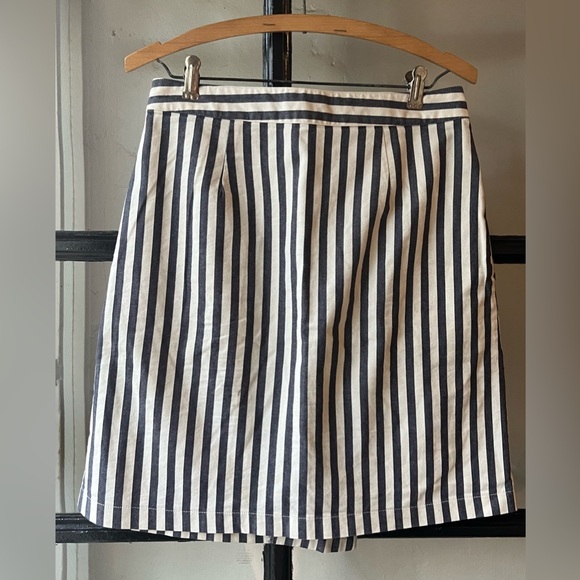 Mo: Vint New York Striped Skirt - Picture 2 of 4